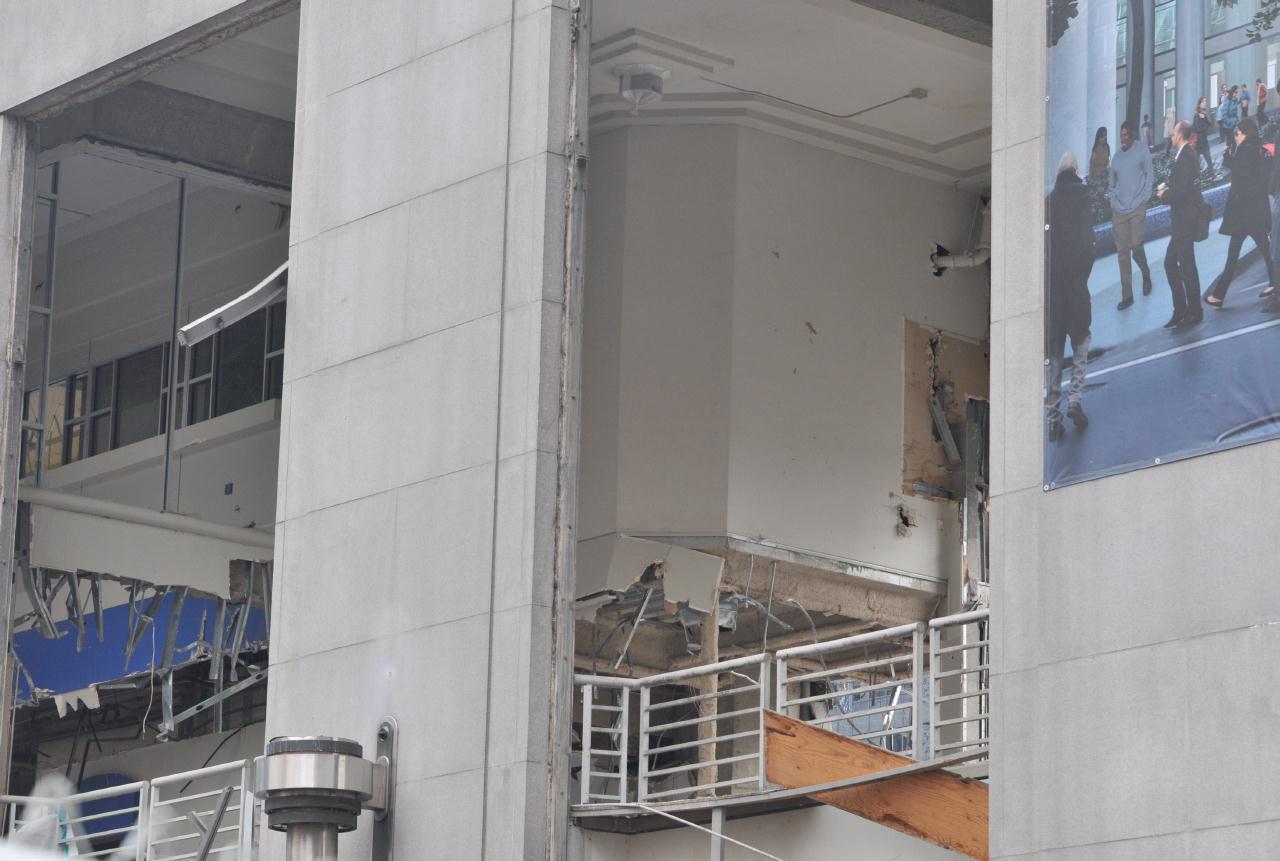 ./Old_Transbay_Terminal_Teardown_20101205_131112_BCY_2974.jpg