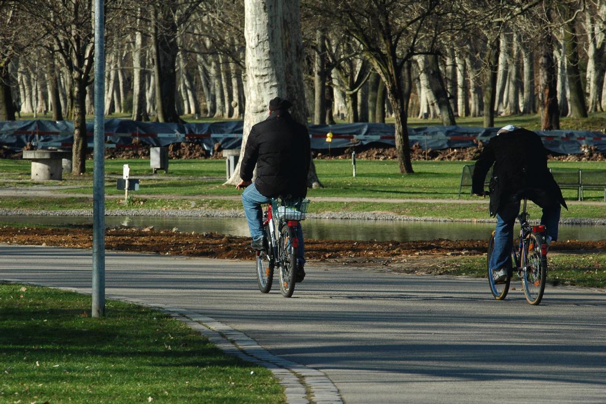 ./BicycleStuttgartGermany2008_1067B.jpg