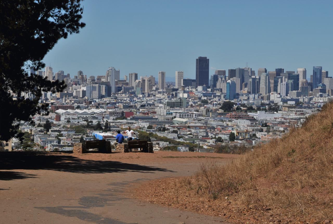 ./Stairways24BernalHeightsSF_41_20090805_150744_7762BCX.jpg