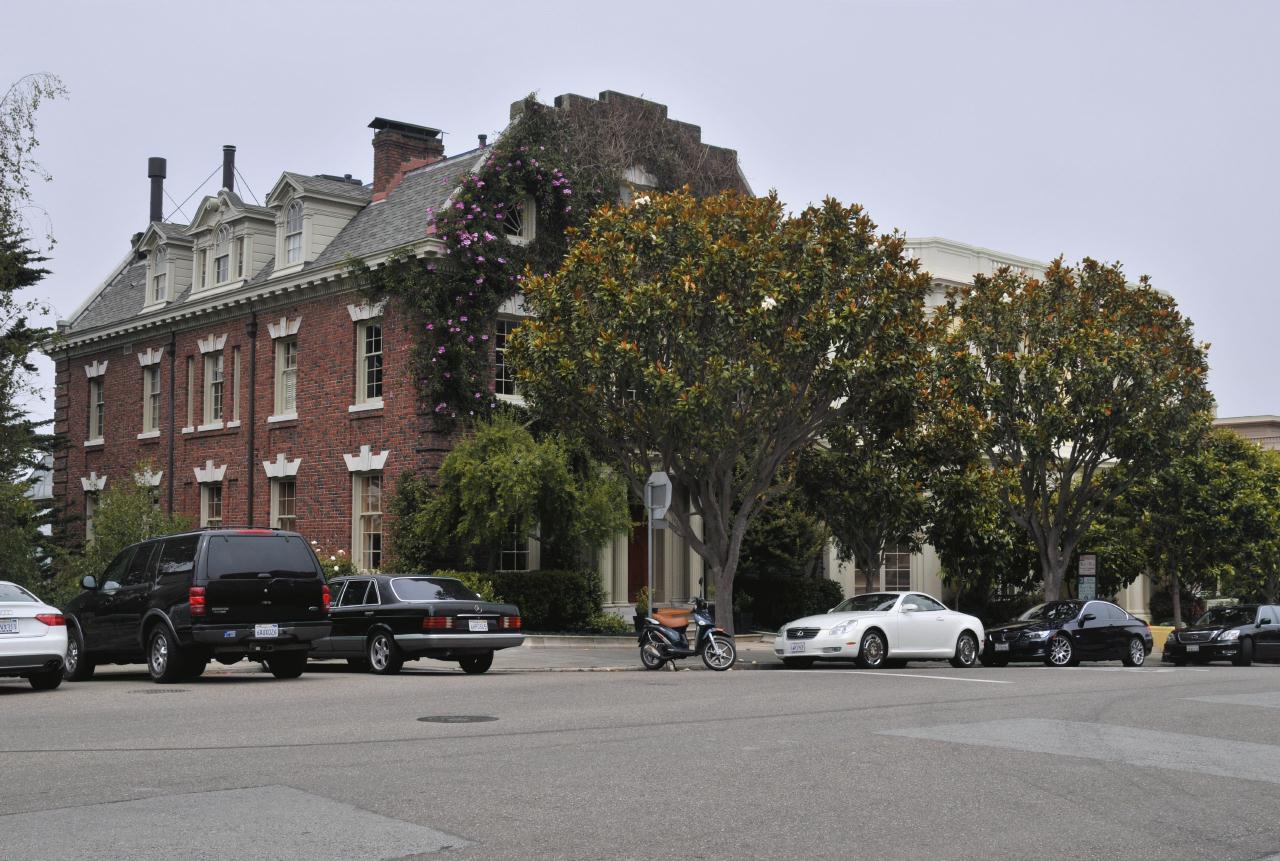 ./Stairs7PacificHeights20090723_135528_7427BCX.jpg