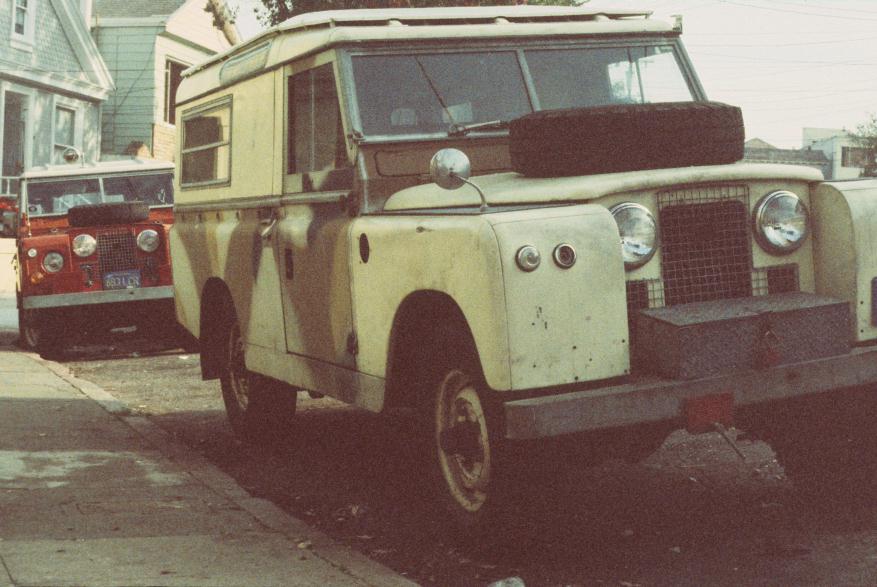 ./Land_Rover_19900000_01.jpg