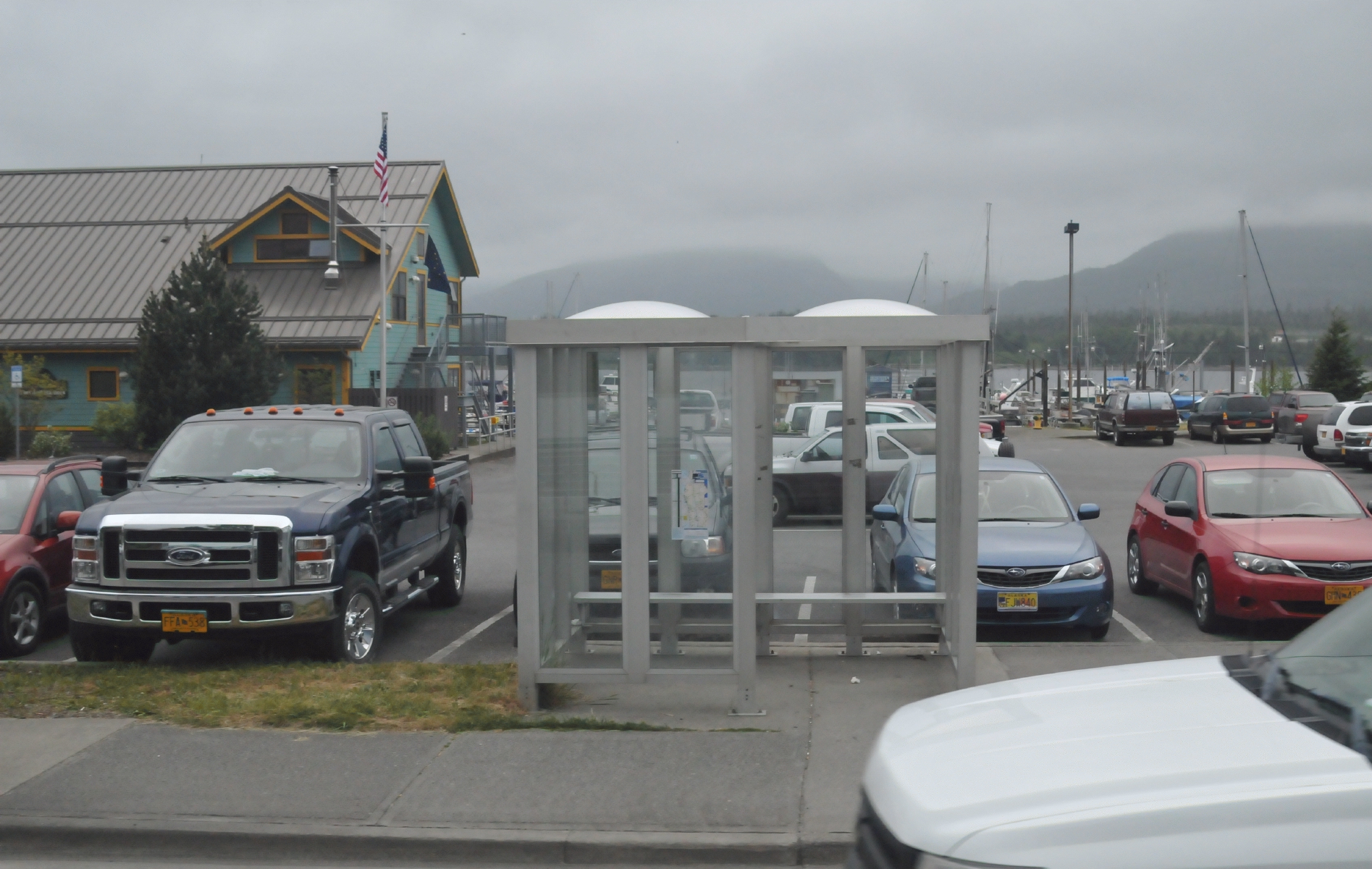 ./Bus_Stop_Ketchkan_Alaska_20150602_114129_C15_1628.jpg