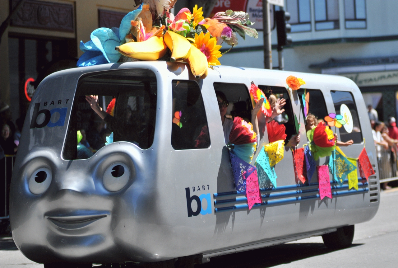 ./Mr_BART_20110529_113211_Carnival_Parade_B11_4969.jpg