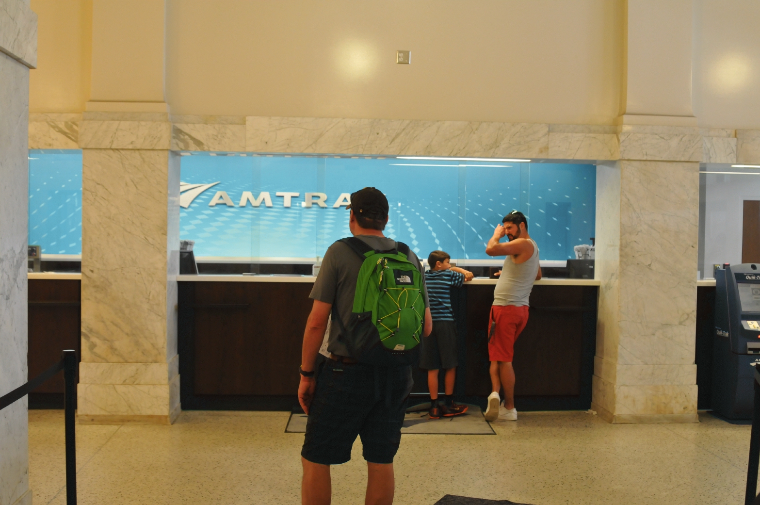 ./Amtrak_Station_Seattle_20150607_105119_C15_3071.jpg